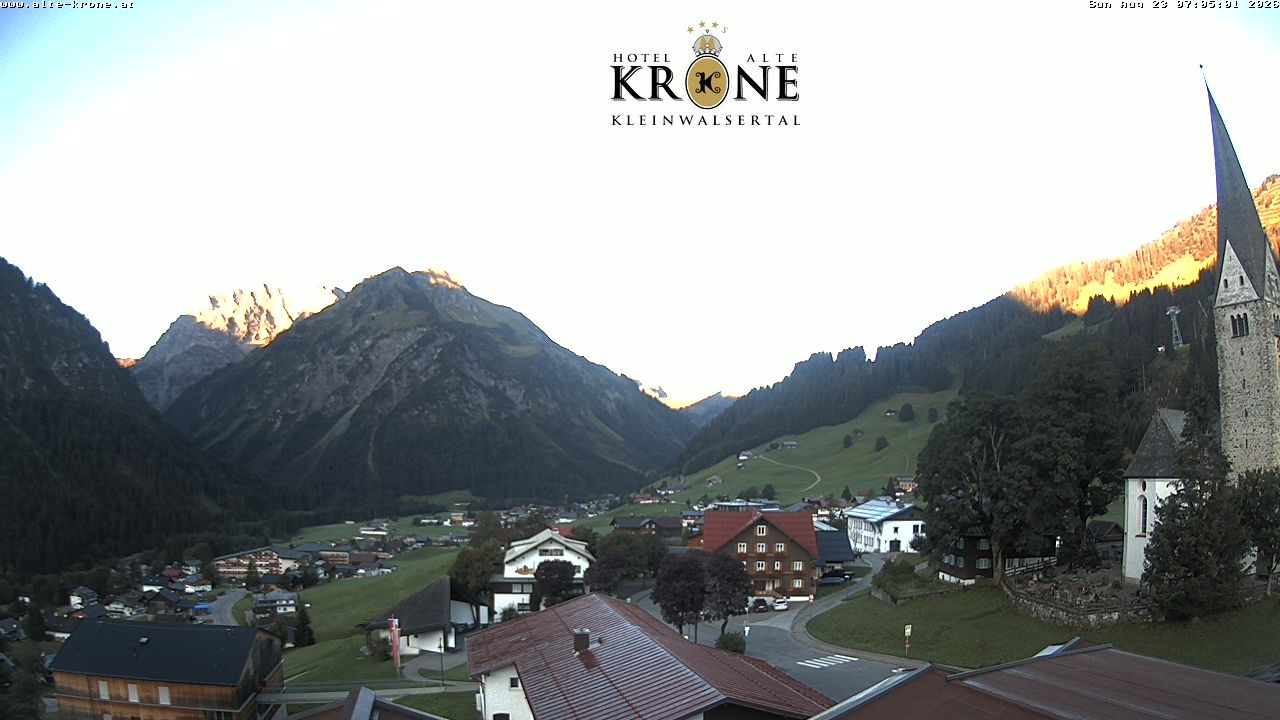 Archived image Webcam Mittelberg - Hotel "Alte Krone"