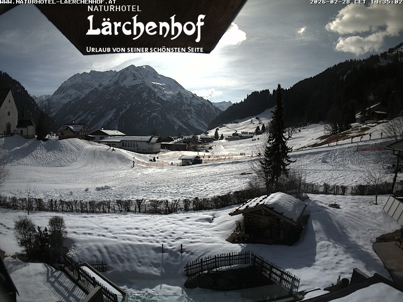 Archived image Webcam Laerchenhof Nature Hotel