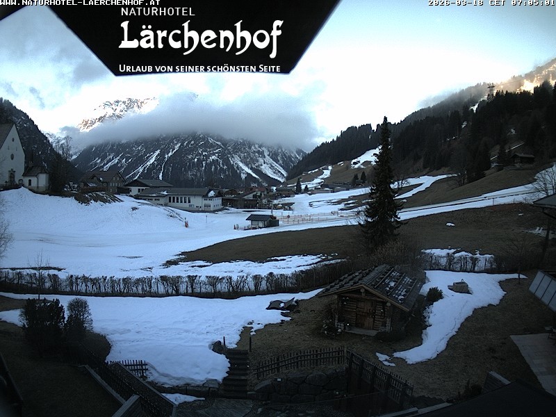 Archived image Webcam Laerchenhof Nature Hotel