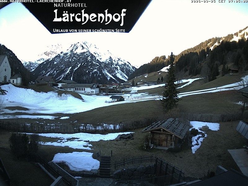 Archived image Webcam Laerchenhof Nature Hotel