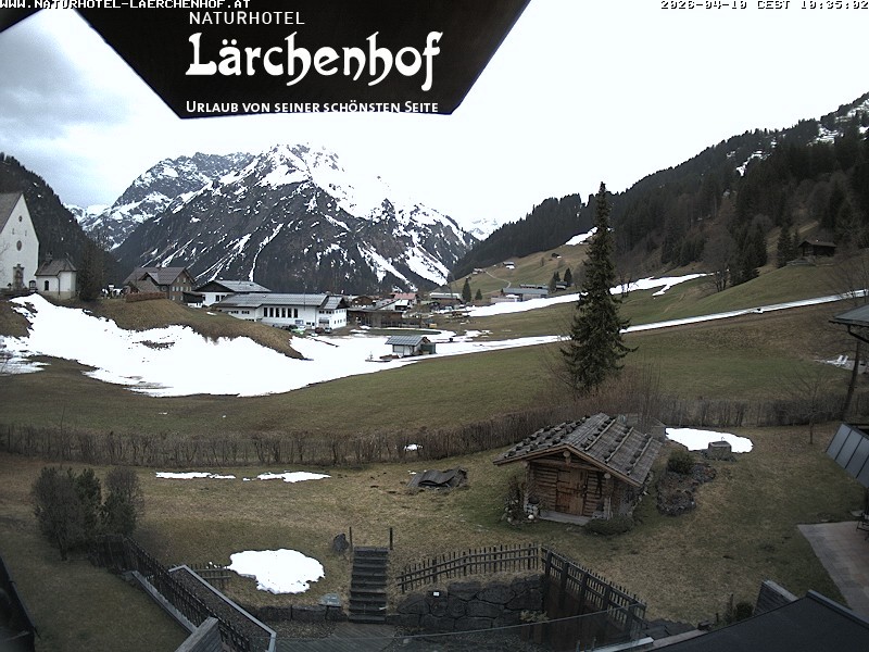 Archived image Webcam Laerchenhof Nature Hotel