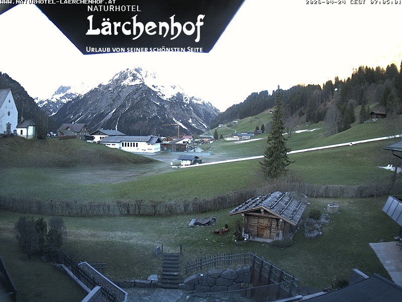 Archived image Webcam Laerchenhof Nature Hotel