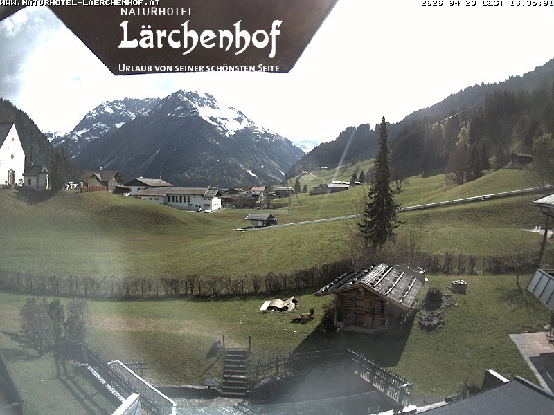 Archived image Webcam Laerchenhof Nature Hotel