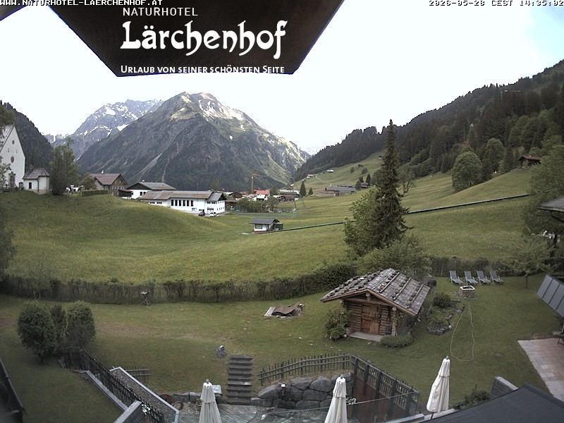 Archived image Webcam Laerchenhof Nature Hotel
