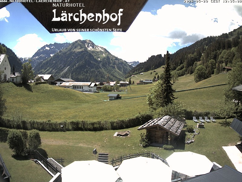 Archived image Webcam Laerchenhof Nature Hotel