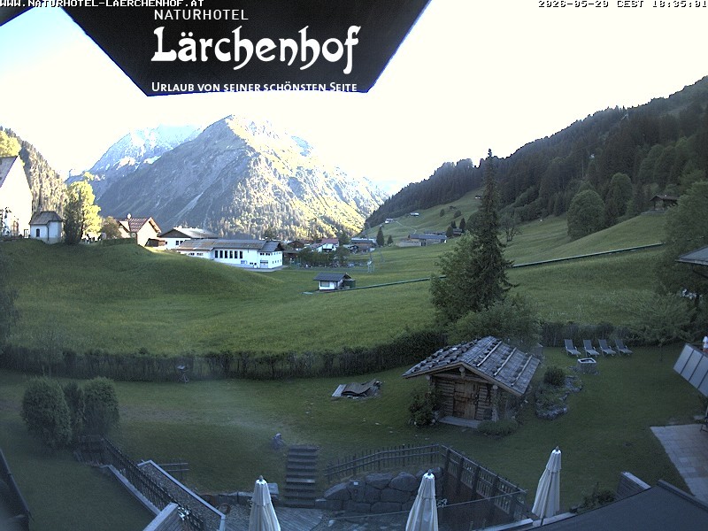 Archived image Webcam Laerchenhof Nature Hotel