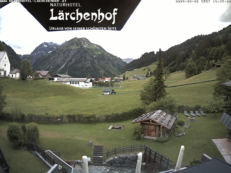 Archived image Webcam Laerchenhof Nature Hotel