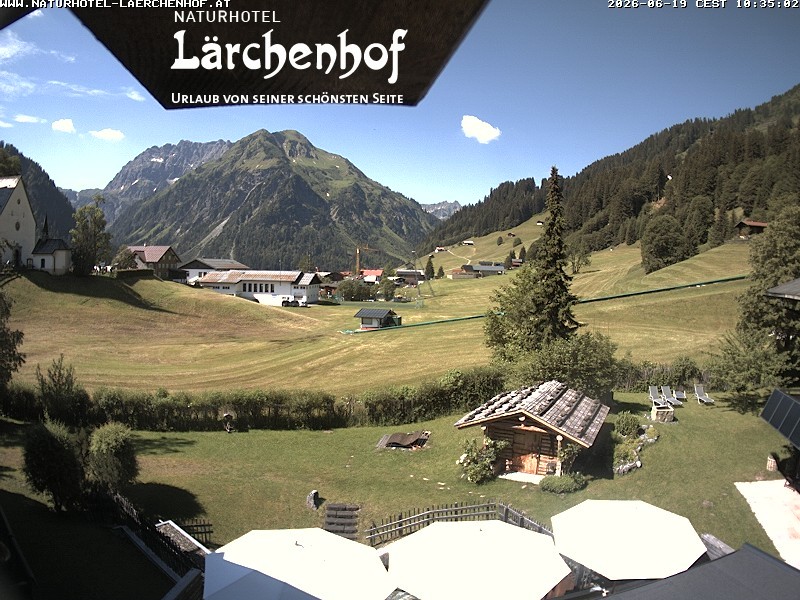 Archived image Webcam Laerchenhof Nature Hotel