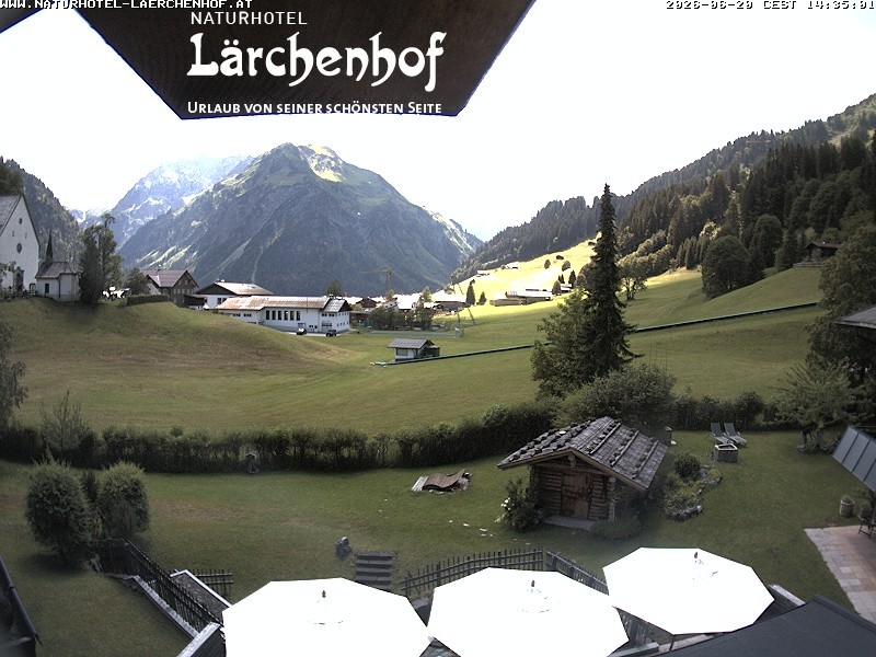 Archived image Webcam Laerchenhof Nature Hotel