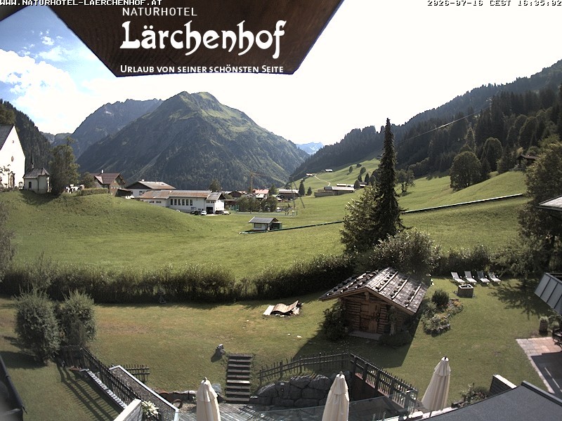Archived image Webcam Laerchenhof Nature Hotel