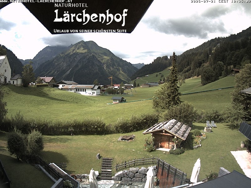 Archived image Webcam Laerchenhof Nature Hotel
