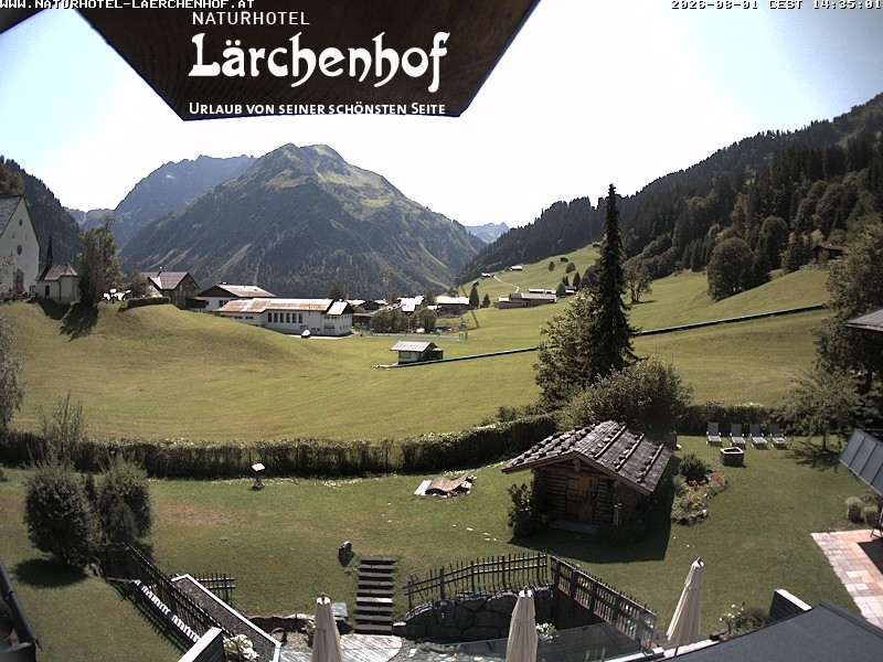 Archived image Webcam Laerchenhof Nature Hotel