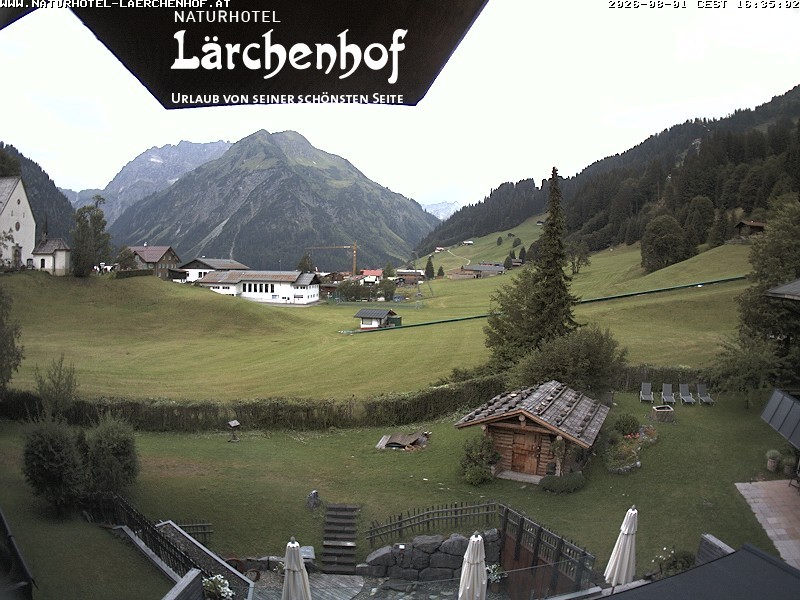 Archived image Webcam Laerchenhof Nature Hotel