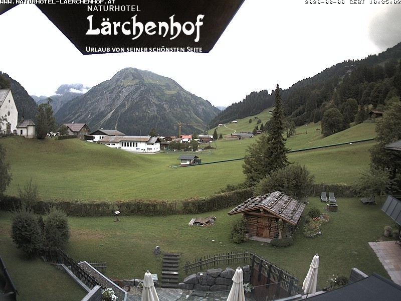 Archived image Webcam Laerchenhof Nature Hotel
