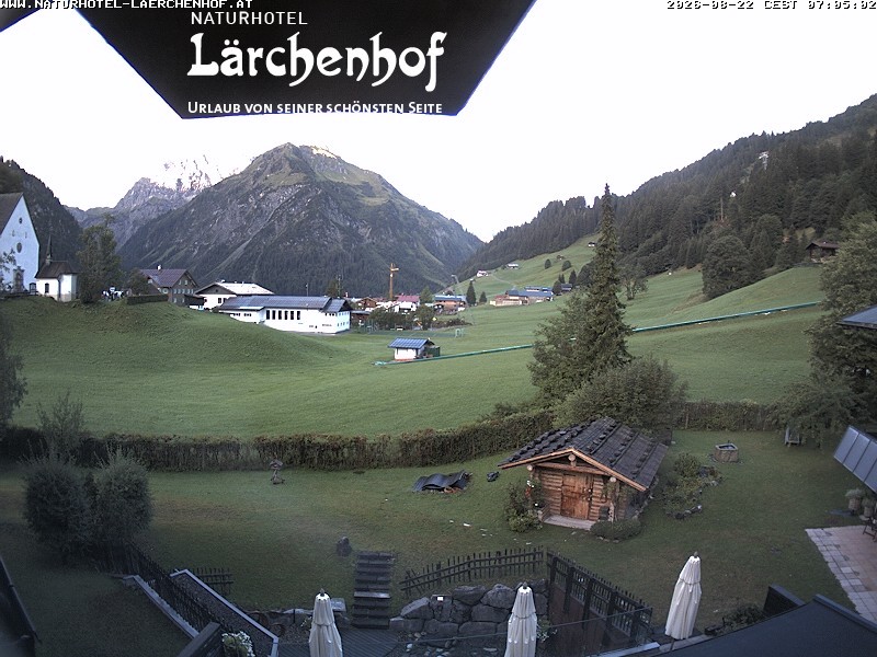 Archived image Webcam Laerchenhof Nature Hotel
