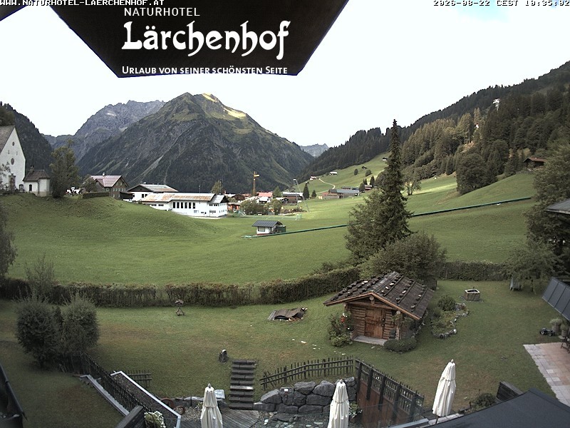 Archived image Webcam Laerchenhof Nature Hotel