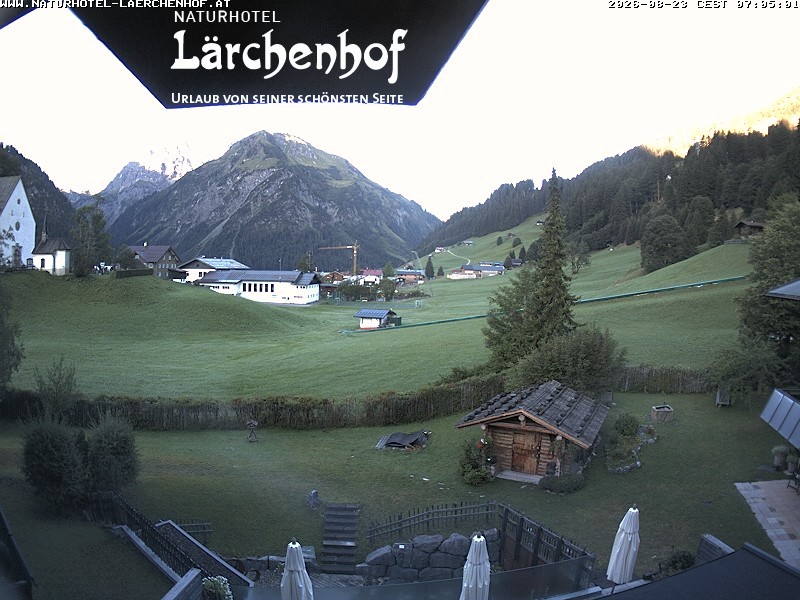 Archived image Webcam Laerchenhof Nature Hotel