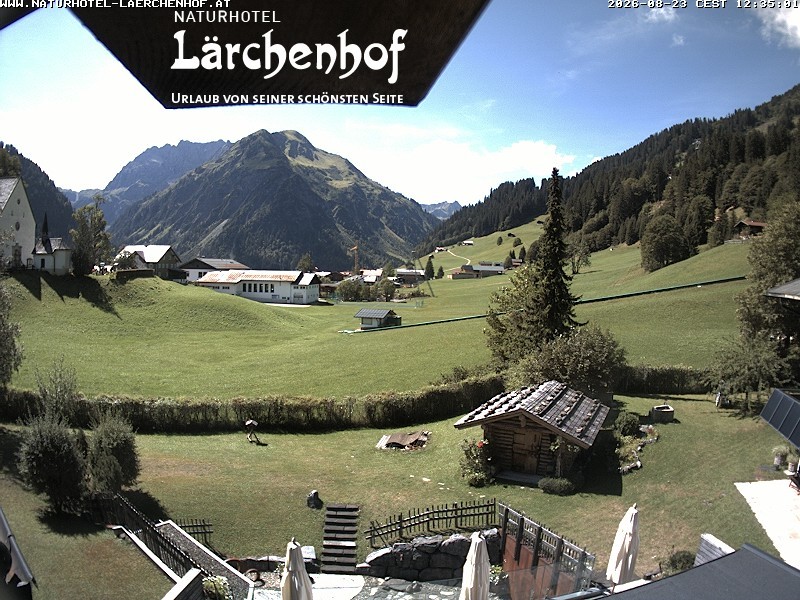Archived image Webcam Laerchenhof Nature Hotel