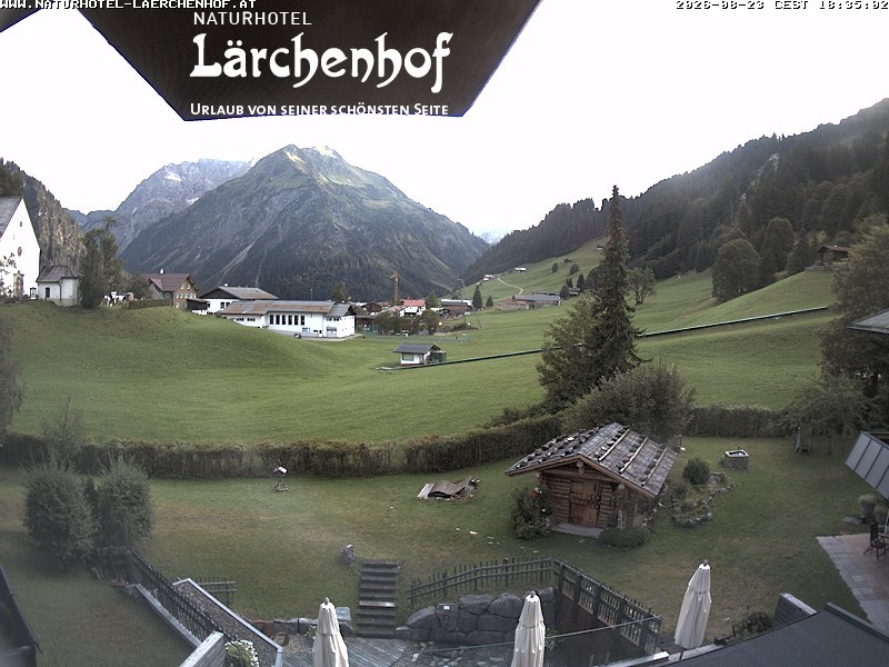 Archived image Webcam Laerchenhof Nature Hotel