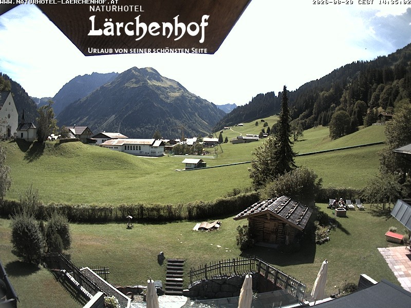 Archived image Webcam Laerchenhof Nature Hotel