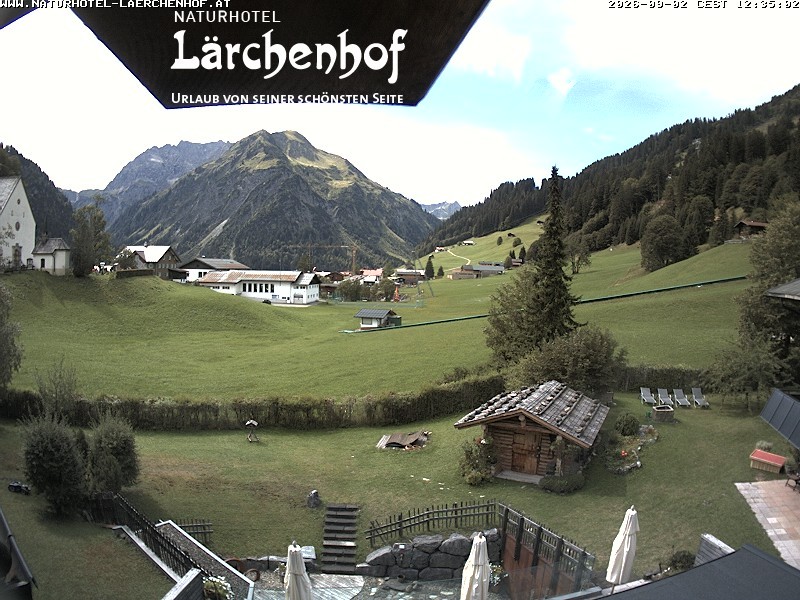 Archived image Webcam Laerchenhof Nature Hotel