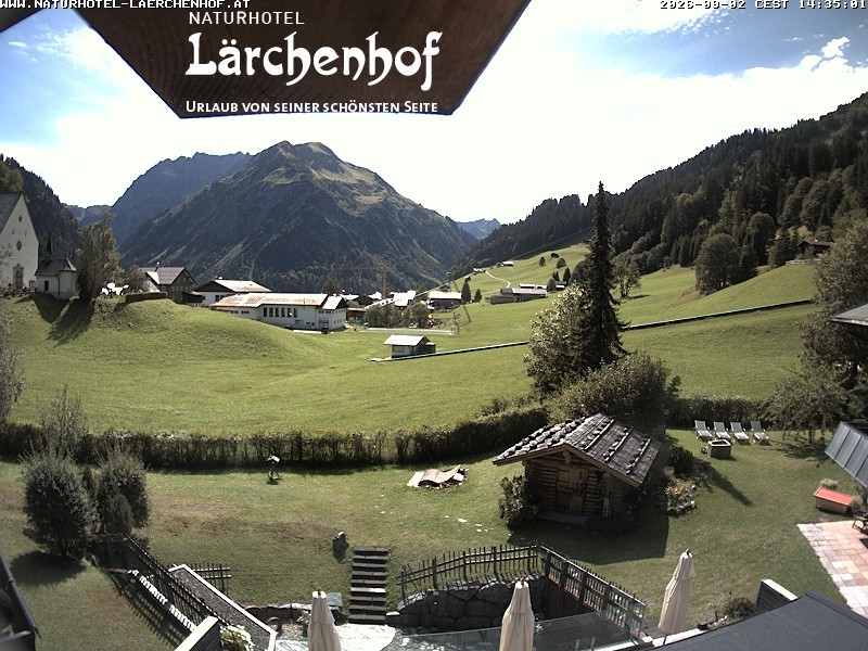 Archived image Webcam Laerchenhof Nature Hotel