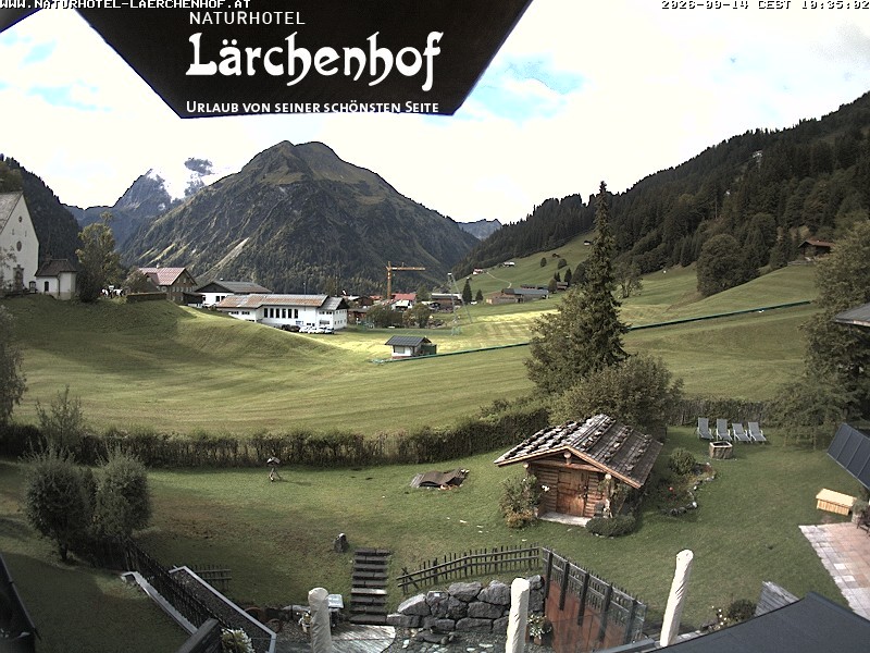 Archived image Webcam Laerchenhof Nature Hotel