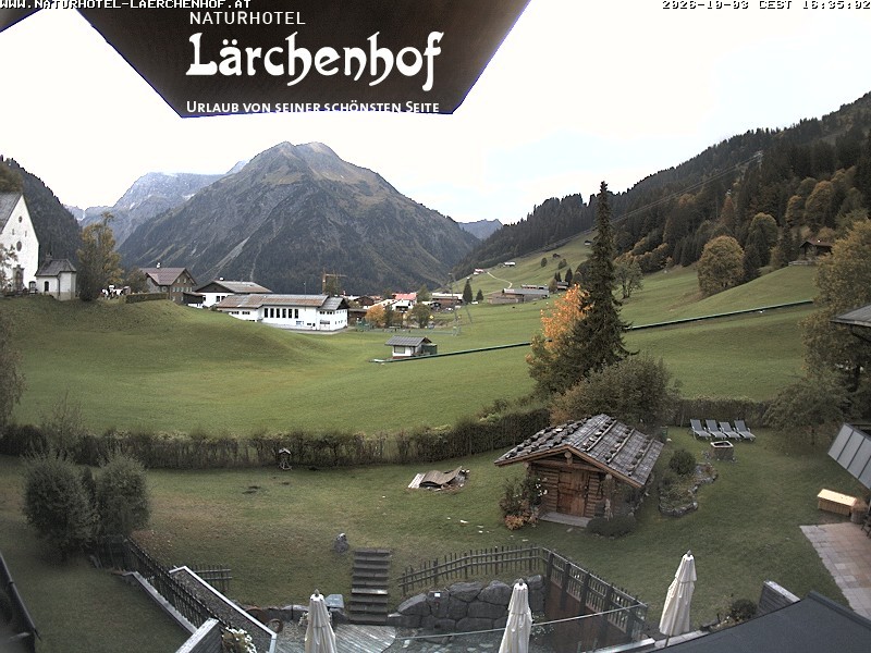 Archived image Webcam Laerchenhof Nature Hotel