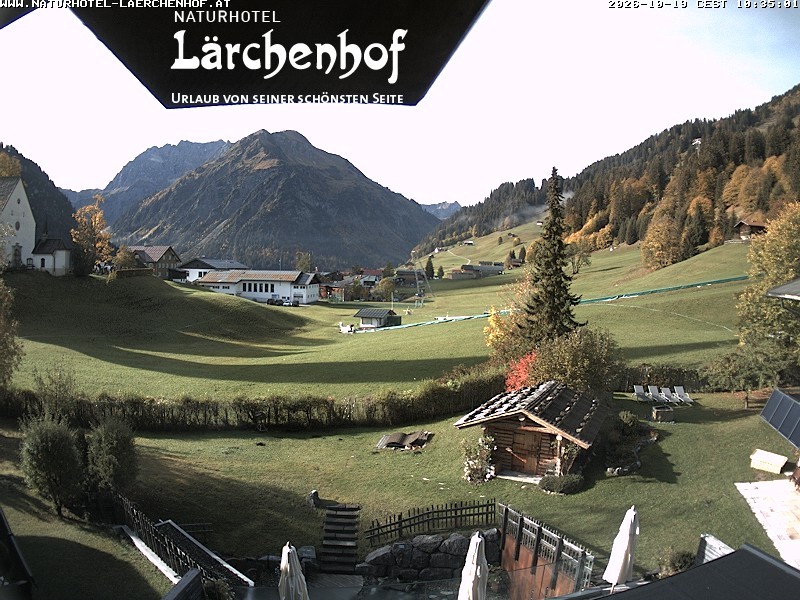 Archived image Webcam Laerchenhof Nature Hotel