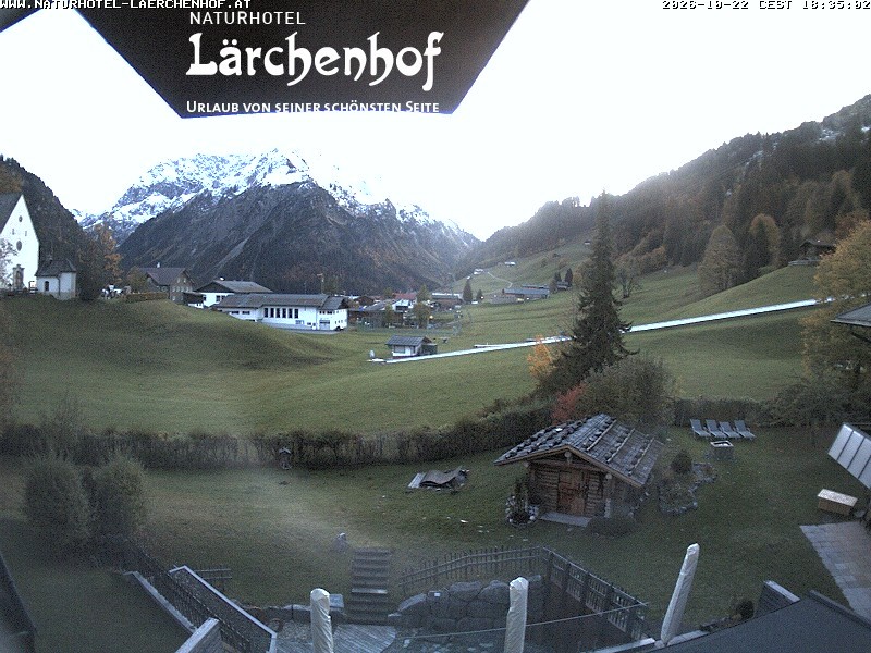 Archived image Webcam Laerchenhof Nature Hotel