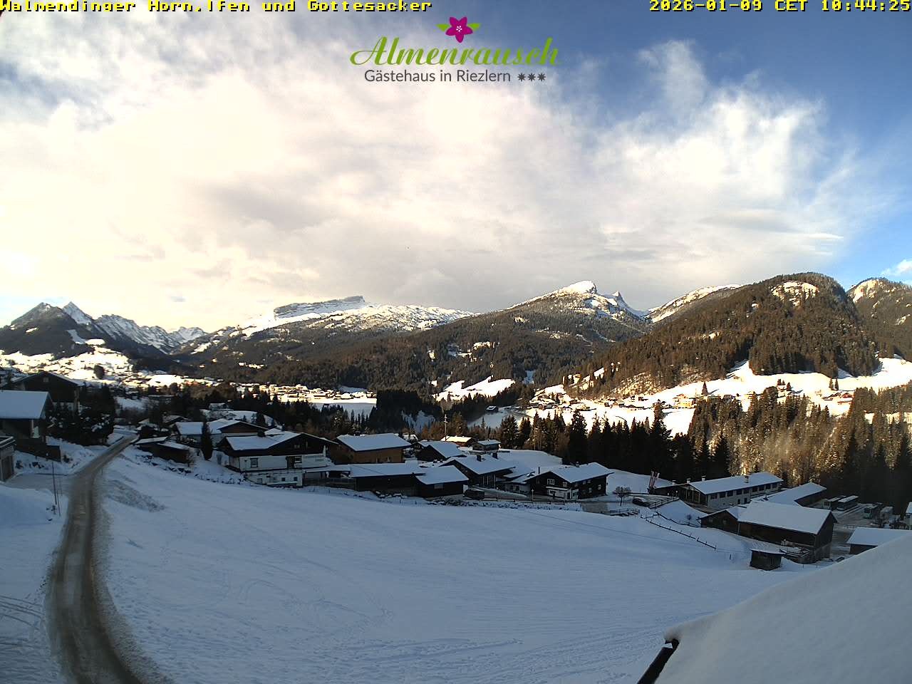 Archiv Foto Webcam Riezlern - Gästehaus Almenrausch