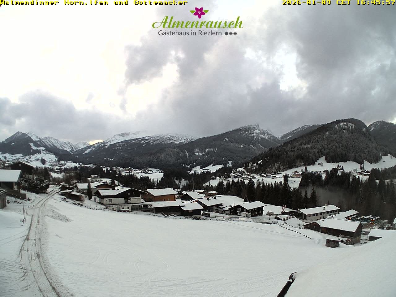 Archiv Foto Webcam Riezlern - Gästehaus Almenrausch