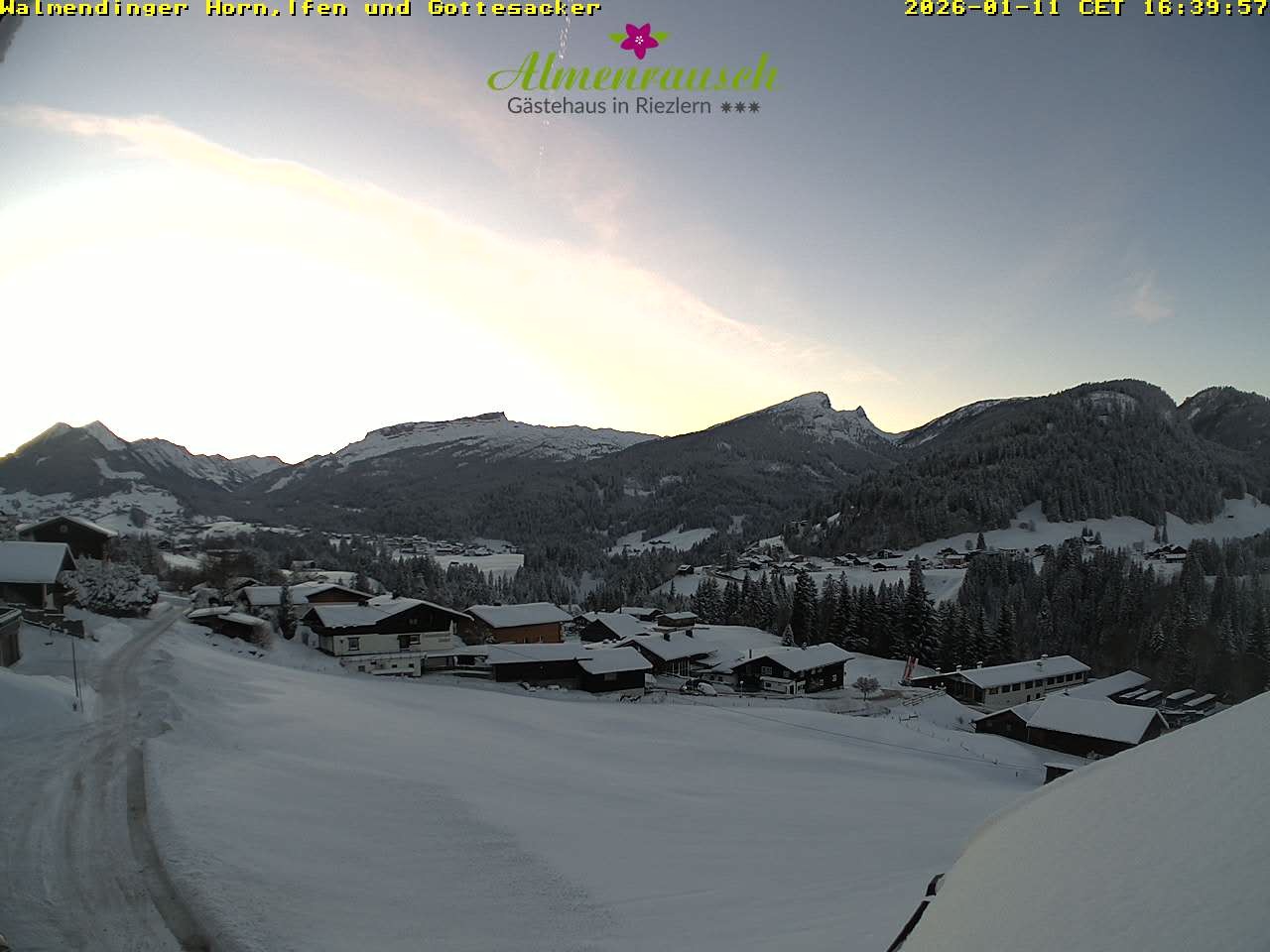 Archiv Foto Webcam Riezlern - Gästehaus Almenrausch