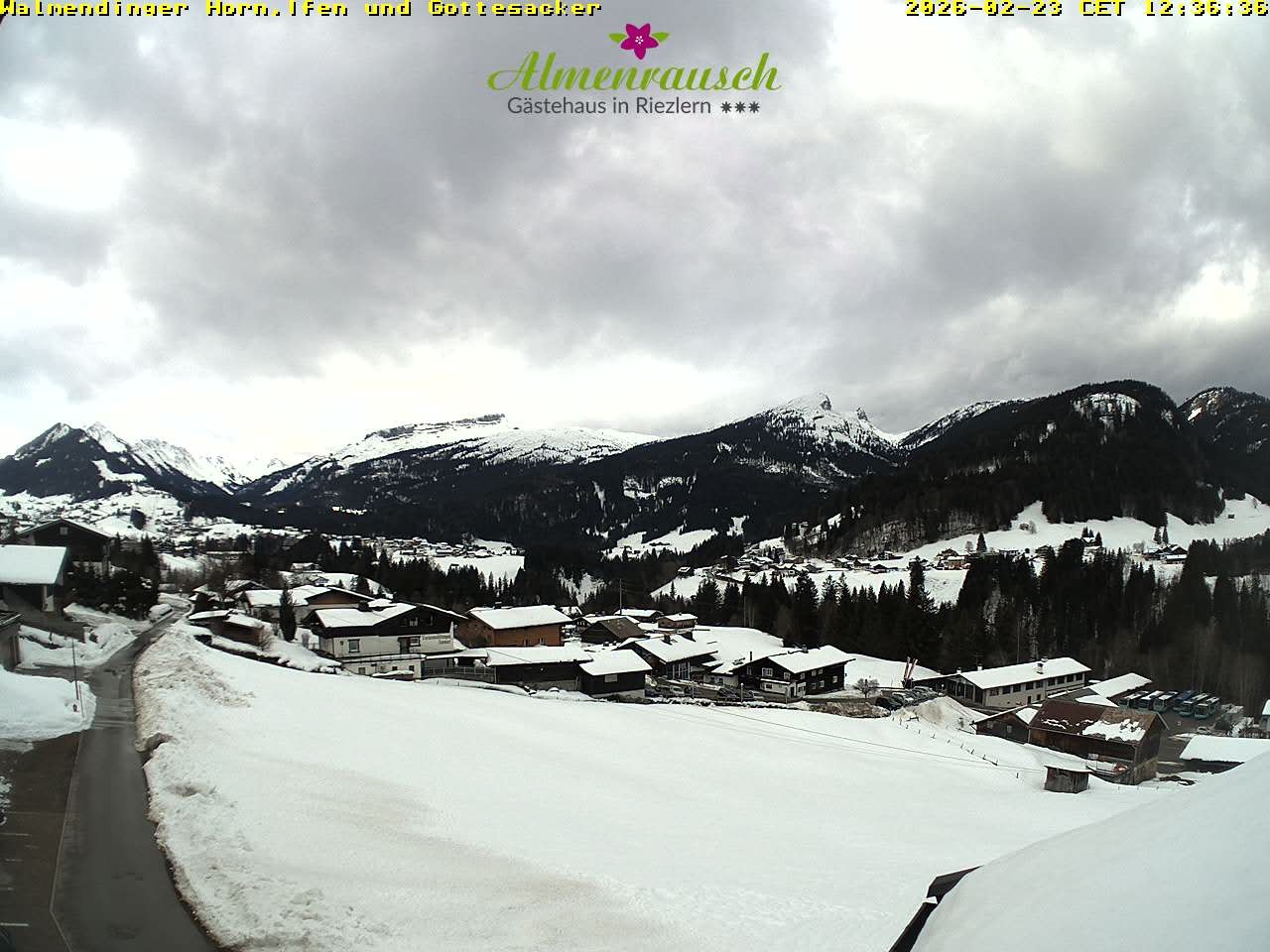 Archiv Foto Webcam Riezlern - Gästehaus Almenrausch