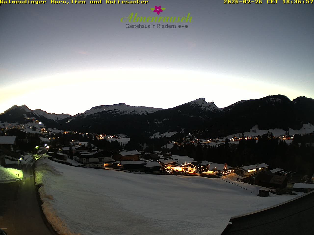 Archived image Webcam Guesthouse "Almenrausch"