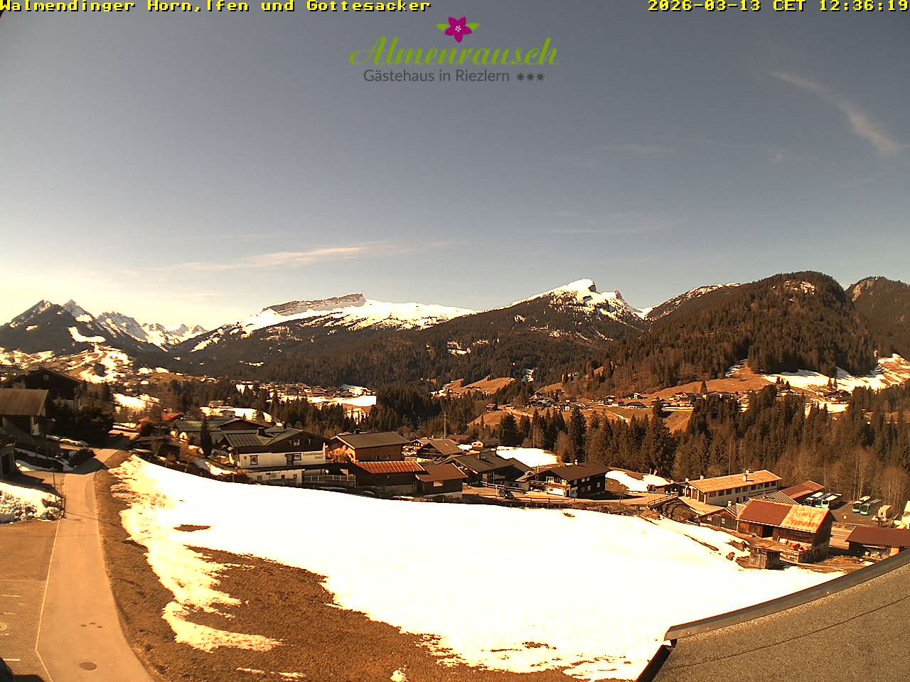 Archived image Webcam Guesthouse "Almenrausch"