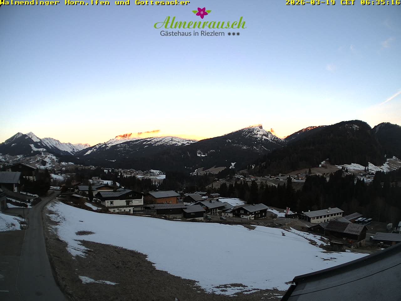 Archiv Foto Webcam Riezlern - Gästehaus Almenrausch