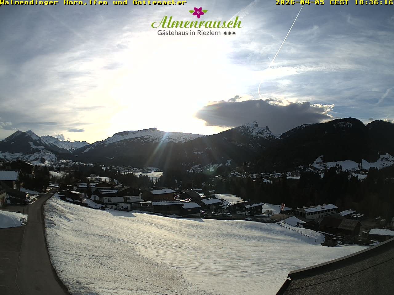 Archiv Foto Webcam Riezlern - Gästehaus Almenrausch