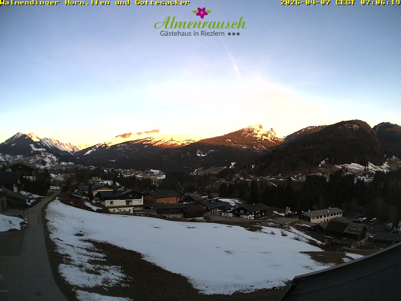 Archiv Foto Webcam Riezlern - Gästehaus Almenrausch