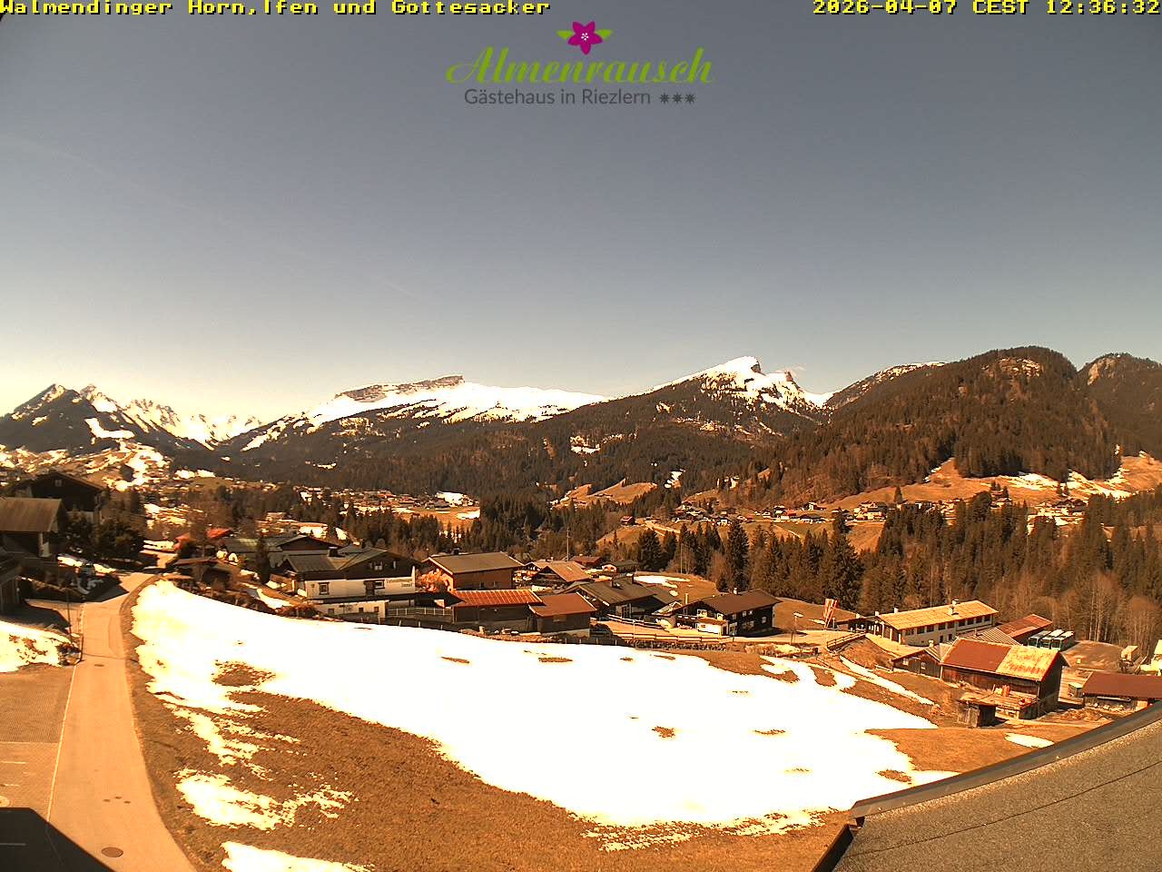 Archiv Foto Webcam Riezlern - Gästehaus Almenrausch