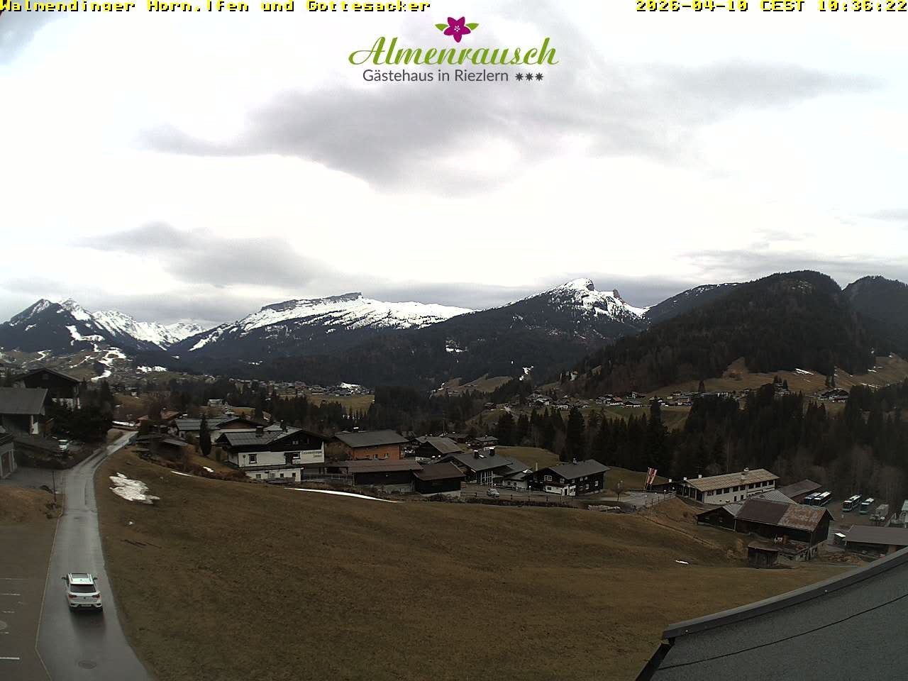 Archived image Webcam Guesthouse "Almenrausch"
