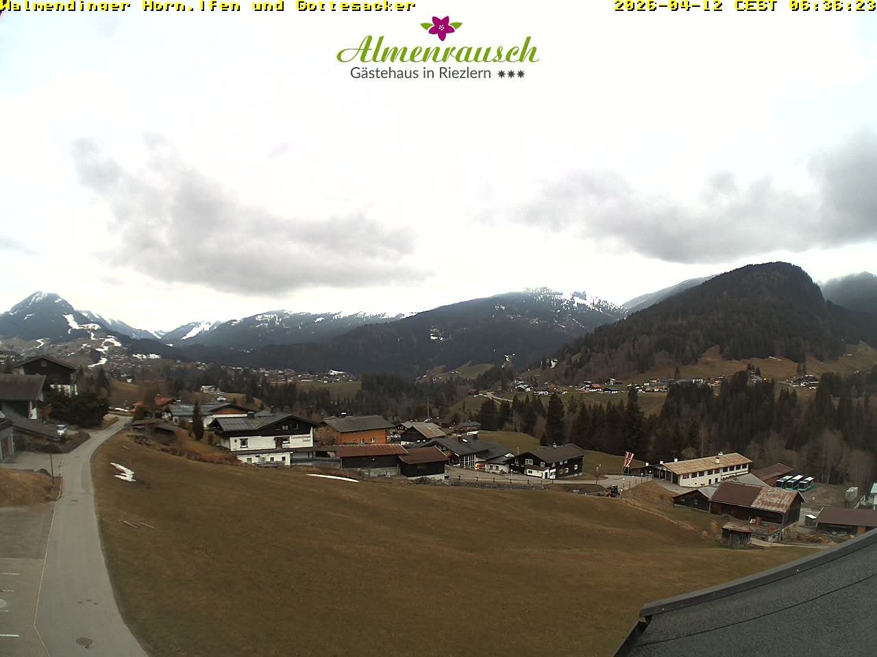 Archiv Foto Webcam Riezlern - Gästehaus Almenrausch