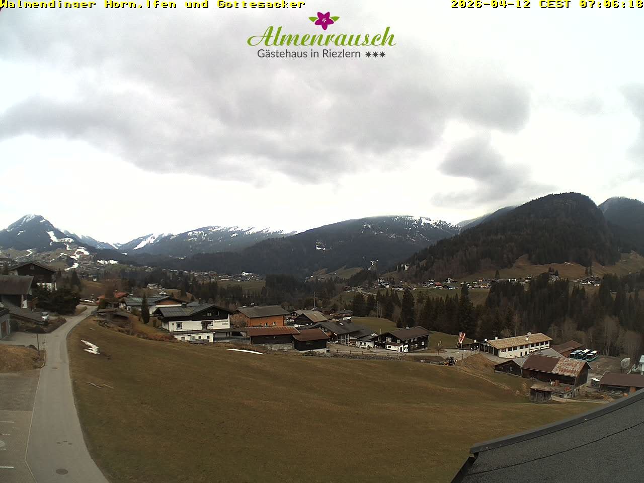 Archiv Foto Webcam Riezlern - Gästehaus Almenrausch