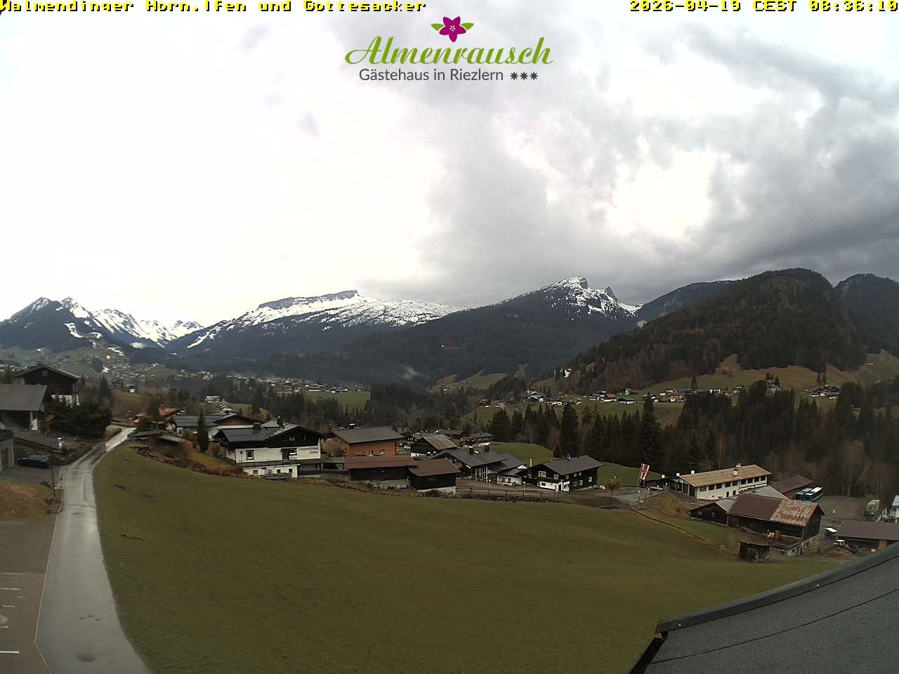Archived image Webcam Guesthouse "Almenrausch"