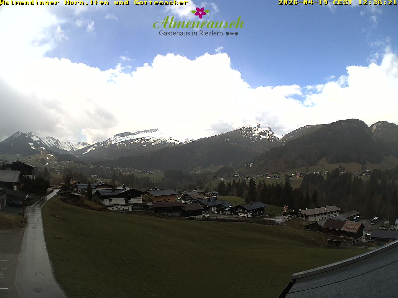 Archived image Webcam Guesthouse "Almenrausch"