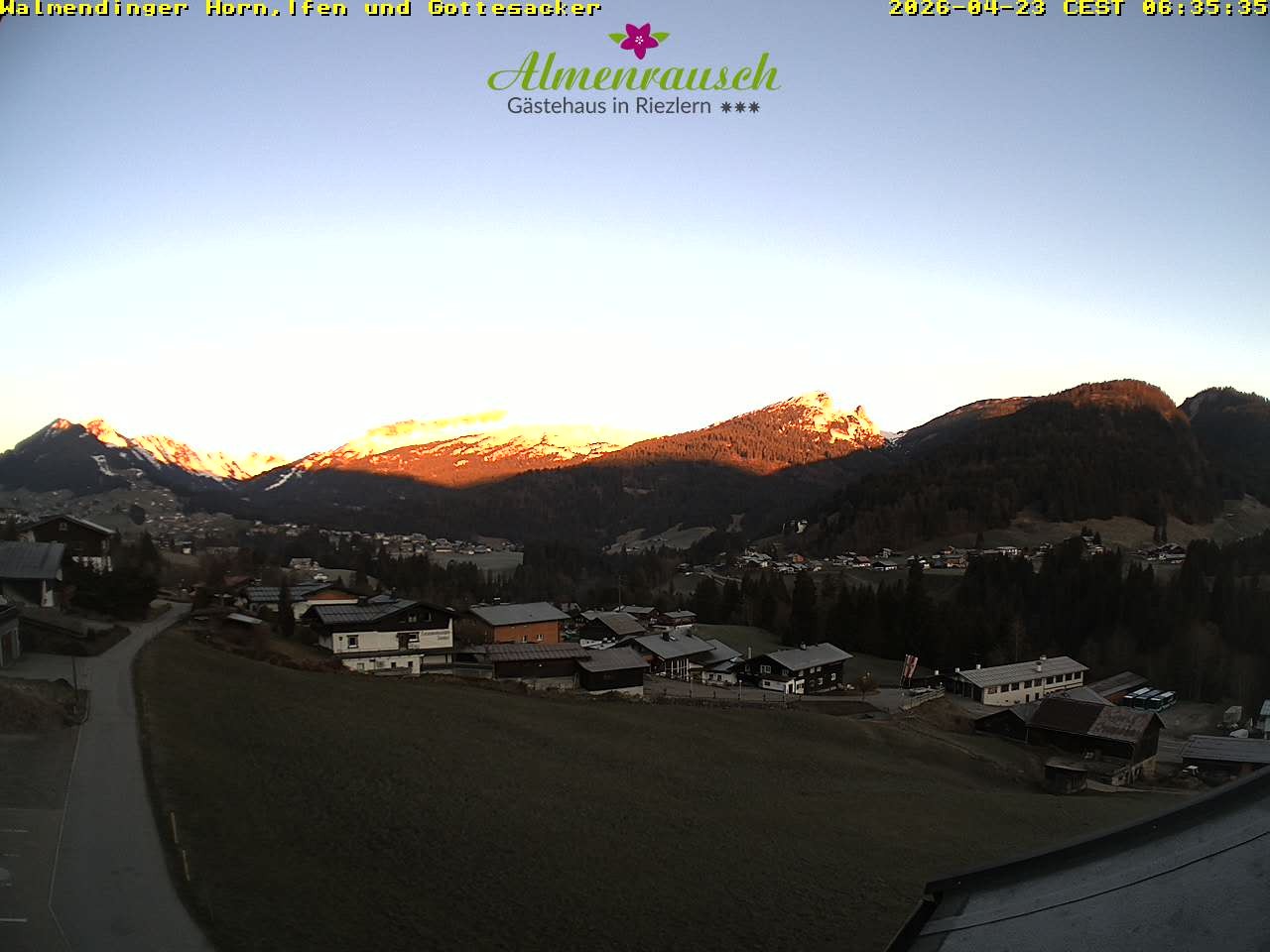 Archiv Foto Webcam Riezlern - Gästehaus Almenrausch