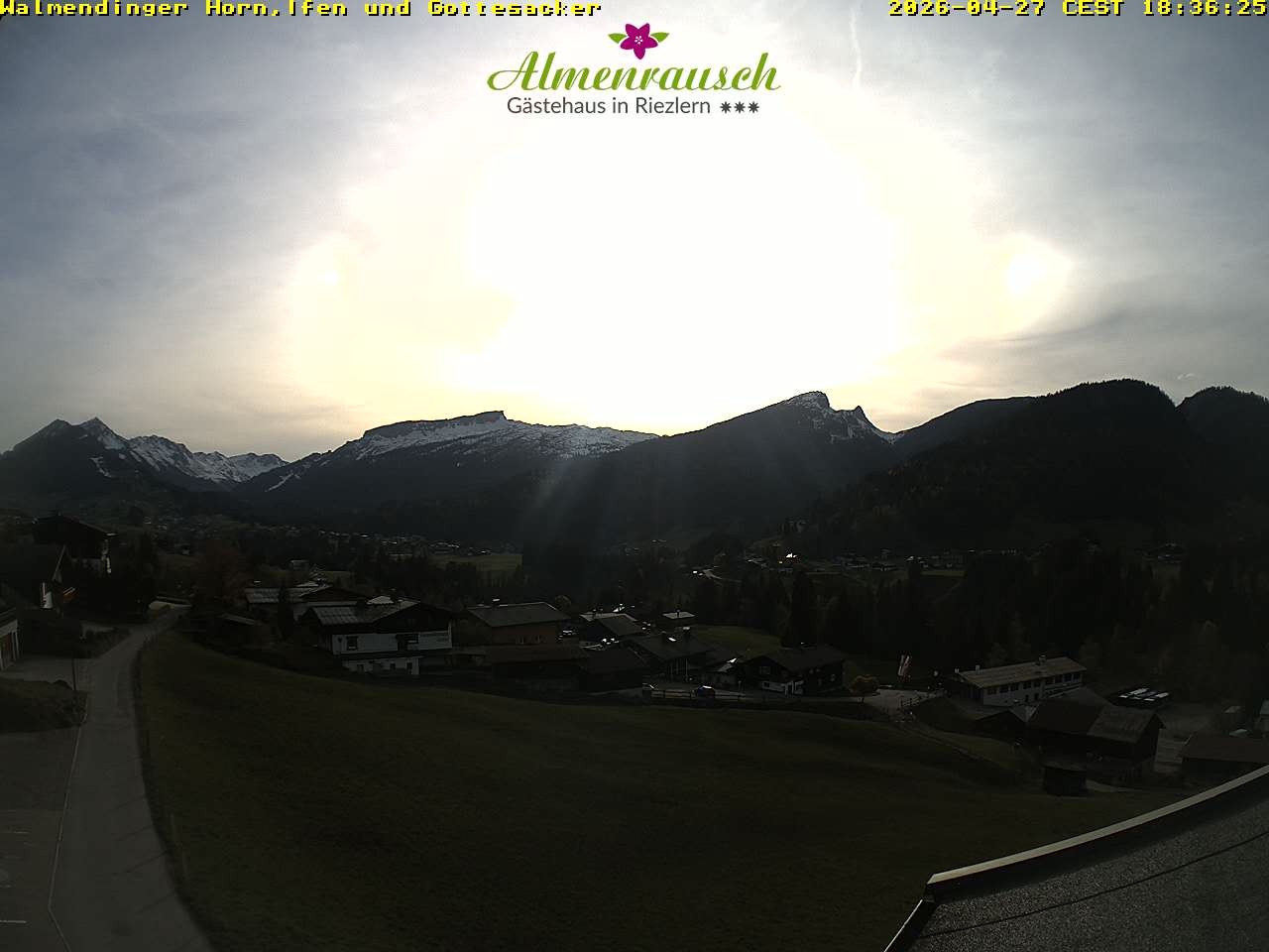Archiv Foto Webcam Riezlern - Gästehaus Almenrausch