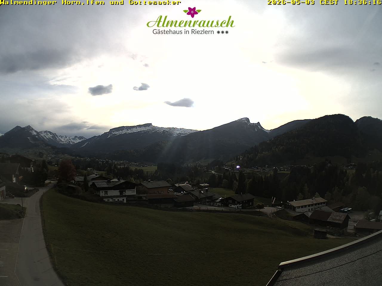 Archiv Foto Webcam Riezlern - Gästehaus Almenrausch