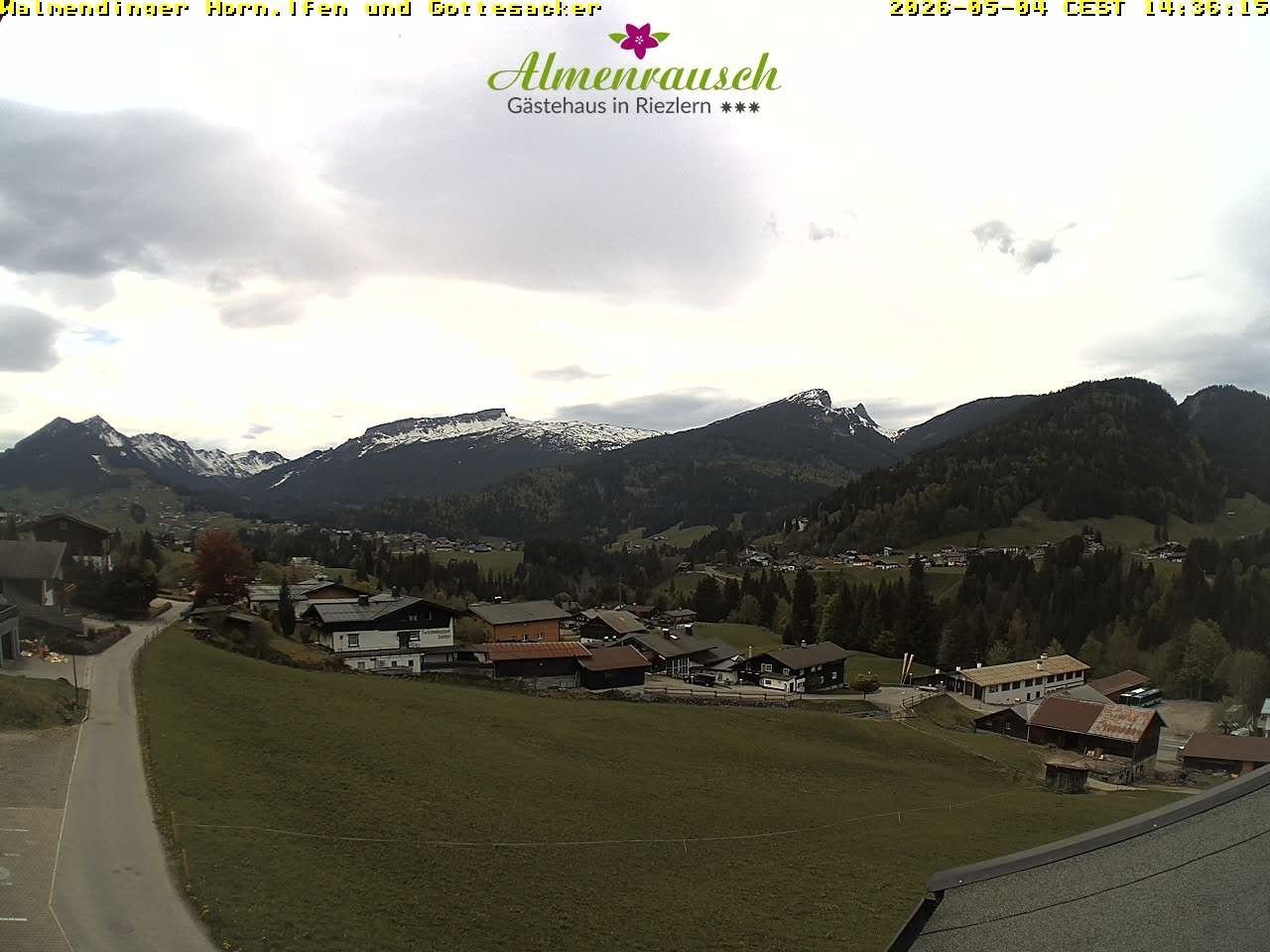 Archiv Foto Webcam Riezlern - Gästehaus Almenrausch