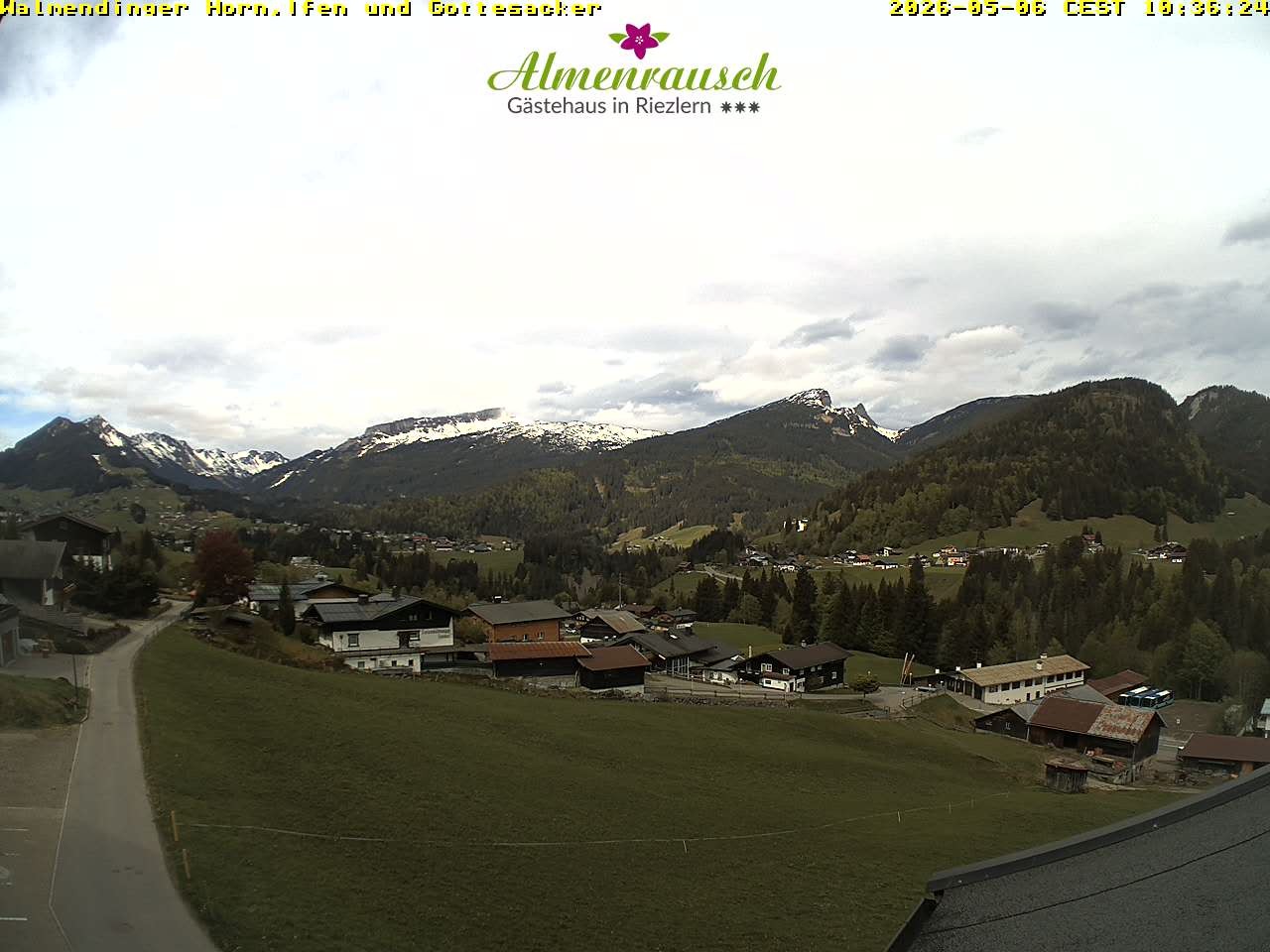 Archiv Foto Webcam Riezlern - Gästehaus Almenrausch